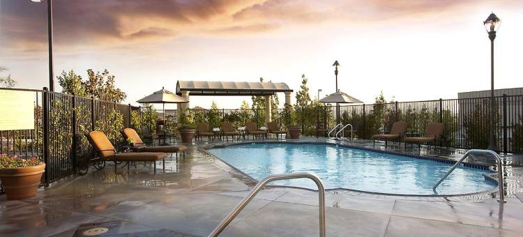 莫雷诺谷艾尔水疗酒店(Ayres Hotel & Spa Moreno Valley/Riverside)图片