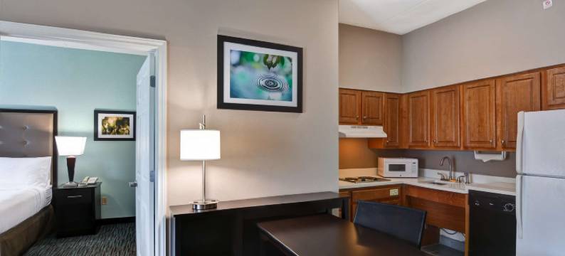 诺福拉诺珀维尔Homewood Suites by Hilton(Homewood Suites by Hilton Aurora Naperville)图片