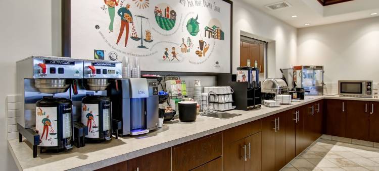 特斯达乐卡纳尔塔酒店(Canalta Hotel Tisdale)图片