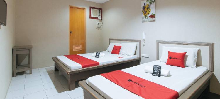 红多兹@土格加劳市布里奇威酒店(RedDoorz @ Bridgeway Hotel Tuguegarao City)图片