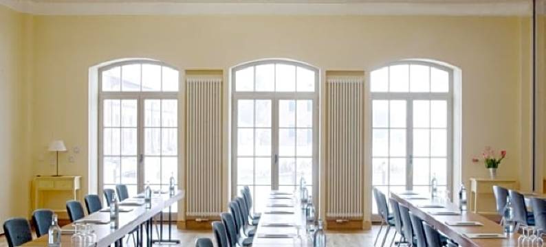 嘎特尤尔瑞驰树森城堡酒店(Hotel Schloss & Gut Ulrichshusen)图片