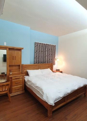 On One Side over view