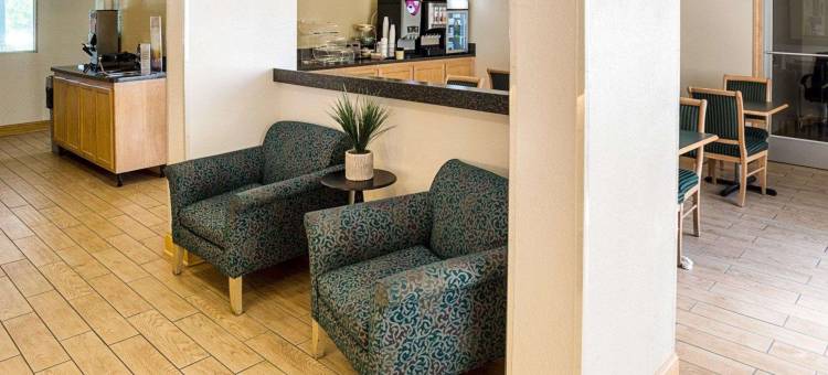 诺顿商场和国家体育中心凯艺酒店(Quality Inn Near Northtown Mall & National Sports Center)图片