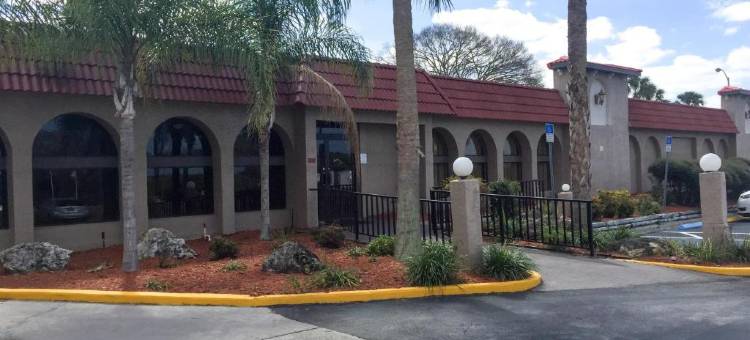 威基沃奇斯普林西尔6号汽车旅馆(Motel 6 Spring Hill, FL - Weeki Wachee)图片