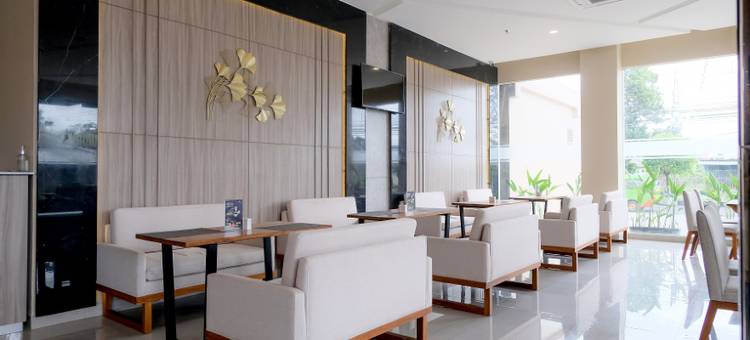 芝拉扎阿扎纳亚洲酒店(Azana Asia Hotel Cilacap)图片
