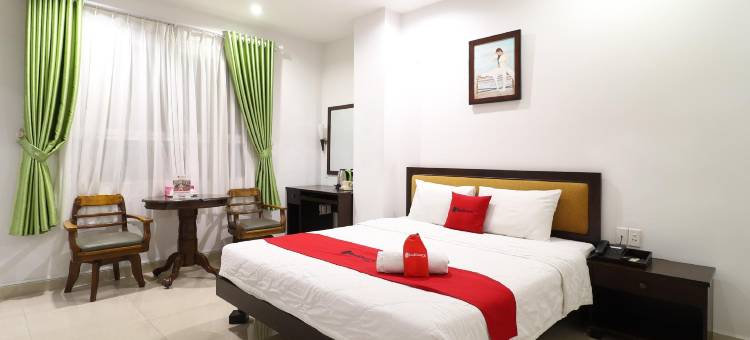 红多兹巴维西贡现代2号酒店(RedDoorz Saigon Modern 2 Hotel Ba Vi)图片