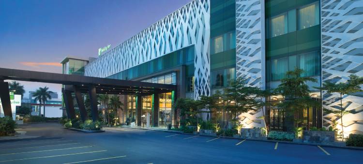 西卡朗加巴贝克假日酒店(Holiday Inn Cikarang Jababeka)图片