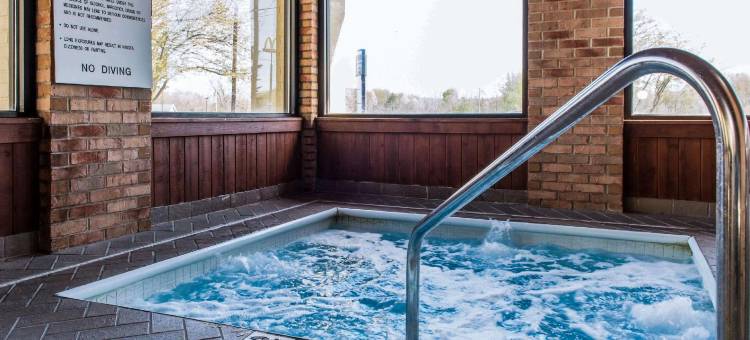 阿什兰东区品质酒店(Quality Inn Ashland East)图片