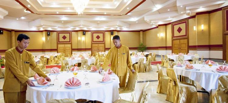 不拉士打宜西巴雅克国际酒店(Hotel Sibayak Internasional)图片