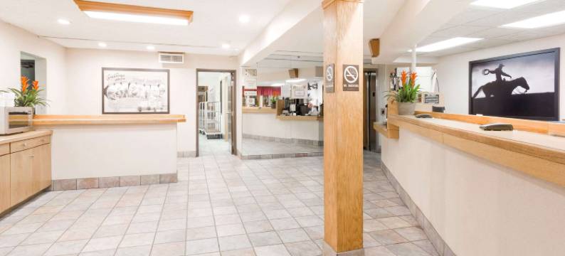 科罗拉多州大章克申速8酒店(Super 8 by Wyndham Grand Junction Colorado)图片