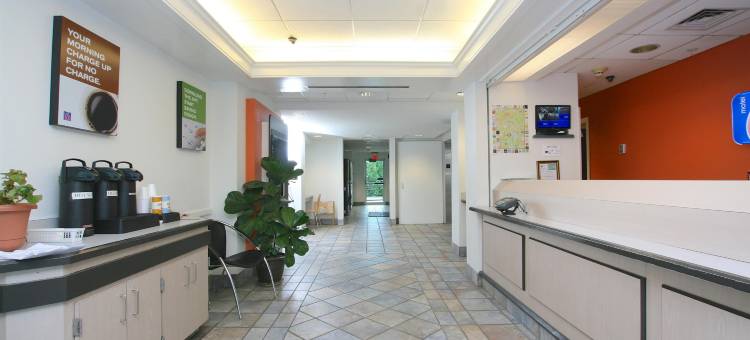 伯灵顿科尔切斯特6号汽车旅馆(Motel 6 Colchester, VT - Burlington)图片