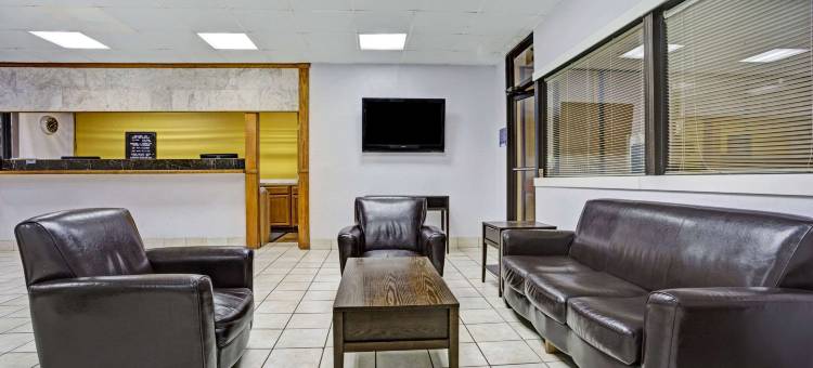 诺福克军事圈戴斯酒店(Days Inn by Wyndham Norfolk Military Circle)图片