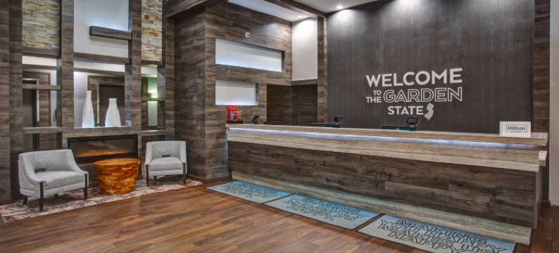 纽华克机场伊莉莎白欢朋套房酒店(Hampton Inn & Suites by Hilton- Newark Airport Elizabeth)图片