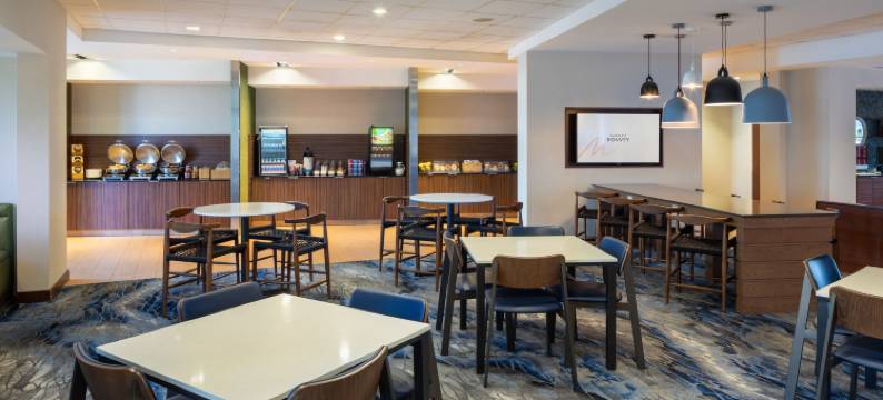 哥伦布机场万枫酒店及套房(Fairfield Inn & Suites Columbus Airport)图片