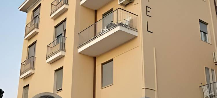 鹏塔贝勒酒店(Hotel Puntabella)图片