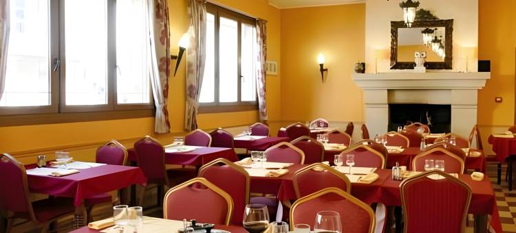 德拉普拉斯酒店(Logis -Hotel & Restaurant de la Place)图片