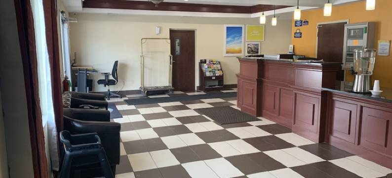 巴德湖戴斯酒店(Days Inn by Wyndham Budd Lake)图片