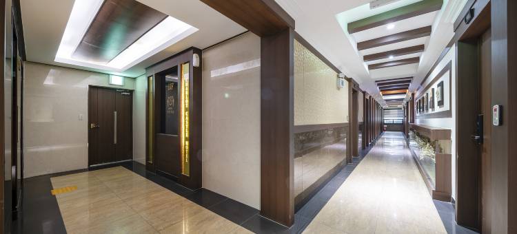 夏洛特堡酒店(Hotel Charlot Castle)图片