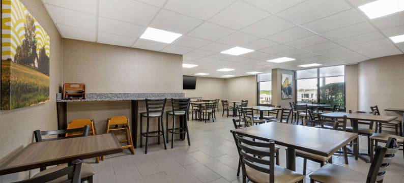 阿什伯里贝斯特韦斯特酒店(Best Western Ashbury Inn)图片