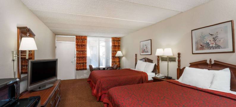 米尔斯飓风戴斯酒店(Days Inn by Wyndham Hurricane Mills)图片