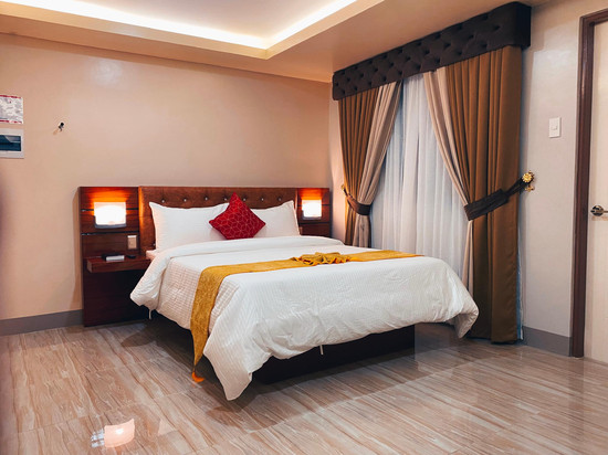 Emmie Hotel