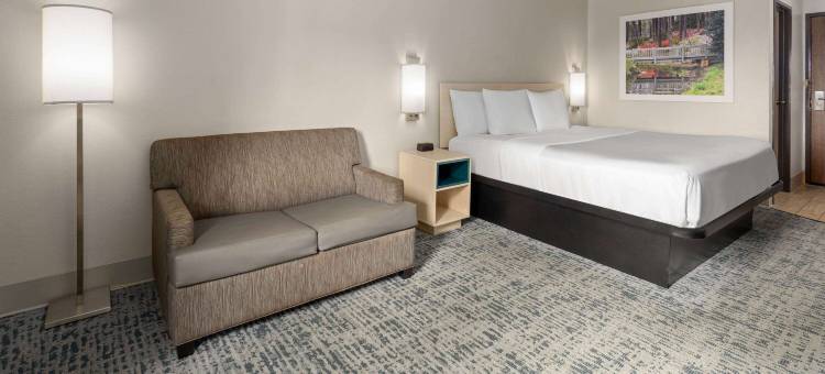 拉格兰奇呗盟套房酒店(Baymont by Wyndham LaGrange)图片