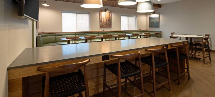 西雅图锡塔克机场万豪万枫酒店(Fairfield Inn & Suites Seattle Sea-Tac Airport)图片