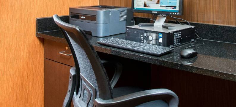 昆西万枫酒店及套房(Fairfield Inn & Suites Quincy)图片