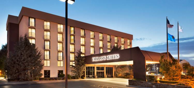 俄克拉何马城威尔罗杰斯机场希尔顿安泊酒店(Embassy Suites by Hilton Oklahoma City Will Rogers Airport)图片