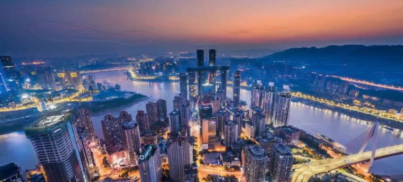 南倾·一岛高空江景酒店(重庆解放碑洪崖洞店)图片