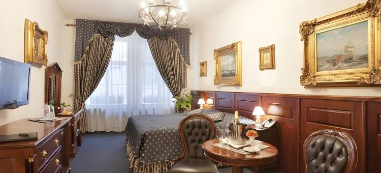金树酒店(Hotel U Zlatého Stromu Prague by Bhg)图片
