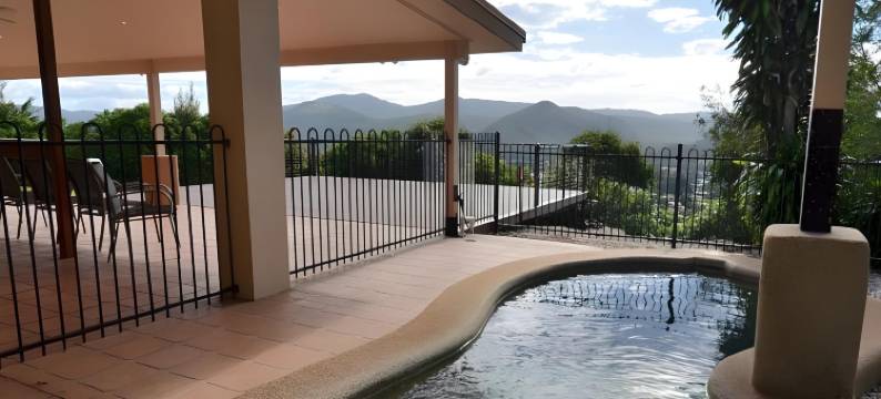 高峰雨林酒店(The Summit Rainforest Retreat)图片