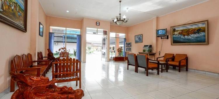 普禾加多扎亚酒店(Hotel Wijaya Purwokerto)图片