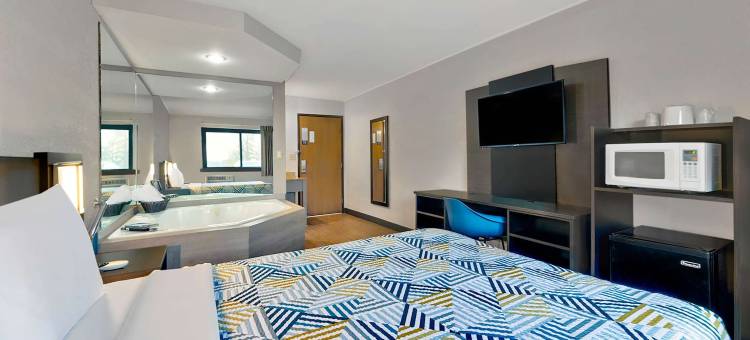 锡达拉皮兹机场6号汽车旅馆(Motel 6 Cedar Rapids, IA - Airport)图片