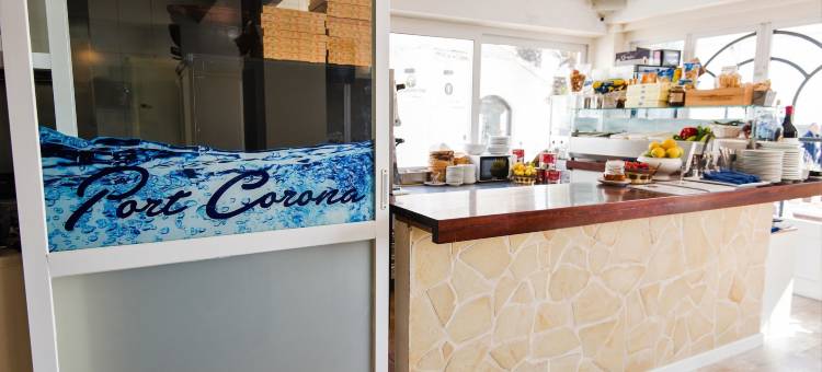 克罗纳港旅馆(Hostal Port Corona)图片