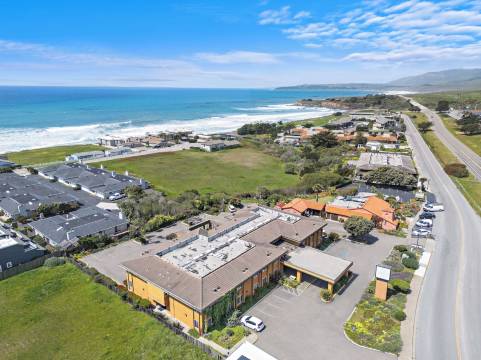 圣西蒙赫斯特城堡摩根酒店(The Morgan San Simeon - Cambria by Hearst Castle)