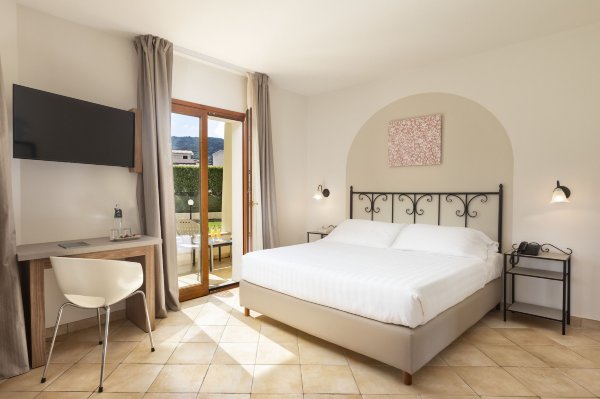 Blu Hotel Morisco Hotel Overview