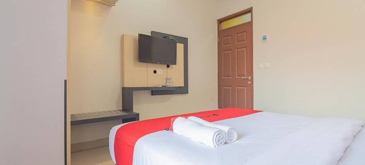红多兹Plus酒店-近三马林达文化公园(RedDoorz Plus Near Taman Budaya Samarinda)图片