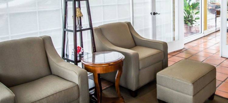 伊克诺旅馆-可可比奇海滩近海港(Econo Lodge Cocoa Beach - Near the Port)图片