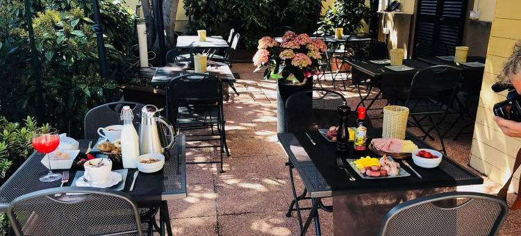 德艾博加塔尔别墅旅馆(Villa Tower Inn)图片