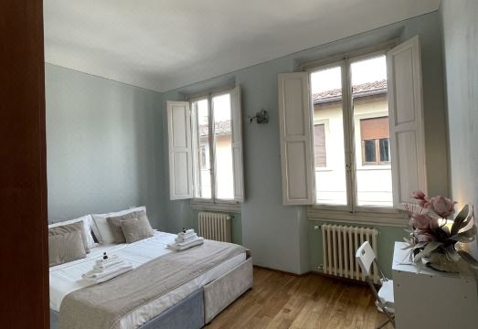 Homelink Firenze - De' Medici家庭旅馆(Homelink Firenze - De' Medici) Hotel Overview