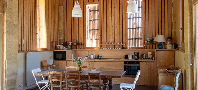 拉格朗日米洛(La Grange Milou)图片