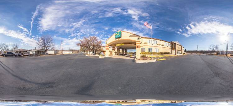 奥佐纳I-10凯艺酒店(Quality Inn Ozona I-10)图片