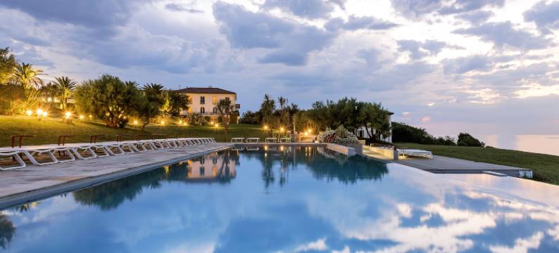 储备酒店(La Reserve)图片