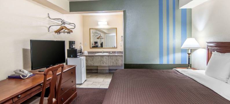 罗德威酒店梅德福南I-5(Rodeway Inn Medford South I-5)图片