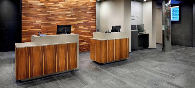 休斯顿洲际机场万怡酒店(Courtyard Houston InterContinental Airport)图片