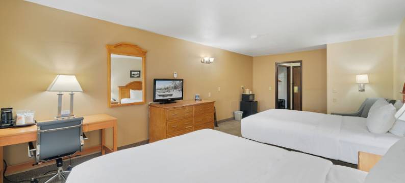 费尔班克斯凯隆套房酒店-近温赖特堡(Clarion Hotel & Suites Fairbanks Near Ft Wainwright)图片