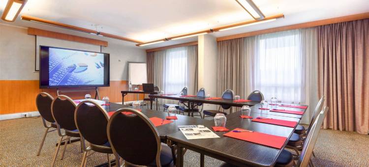 蒙塔沙南基里亚德酒店(Kyriad le Creusot - Montchanin)图片