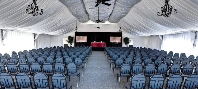 圣尤金高尔夫及娱乐场度假酒店(St. Eugene Golf Resort & Casino)图片