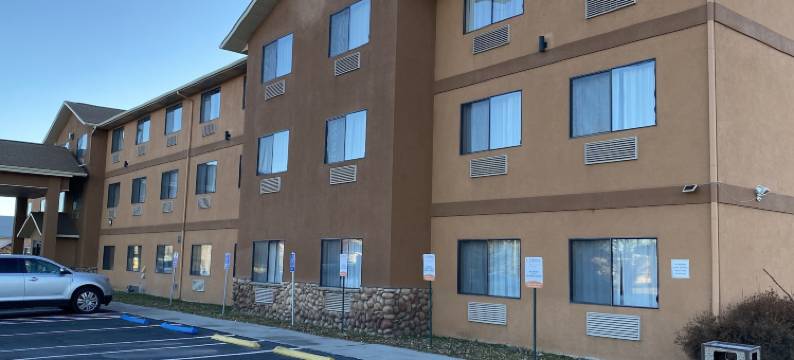 甘尼森克雷斯特德比特舒适套房酒店(Comfort Inn & Suites Gunnison-Crested Butte)图片